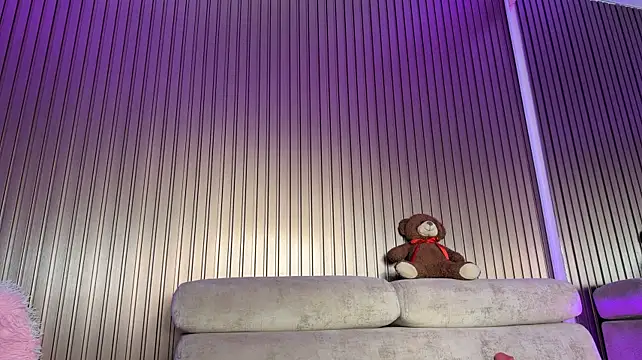 sofi_naughty_1