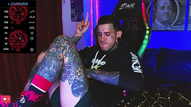 jhonny__ackerman live cam on StripChat