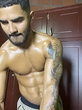 Reik_Vonn live sex cam