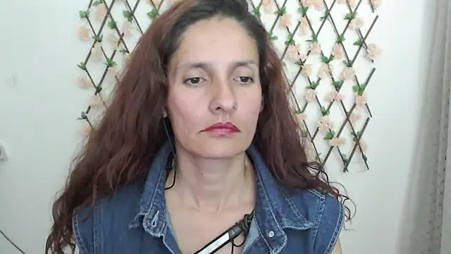 catalina_duran1 live cam on StripChat