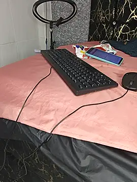 keterinjones--11 live cam on StripChat