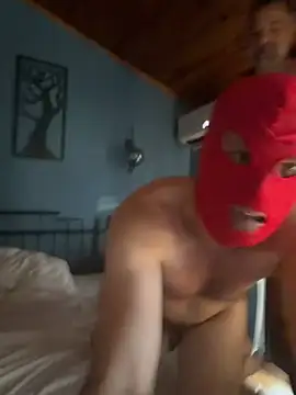 PlayfulThomas webcam