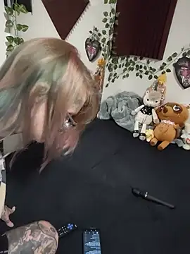 tvstatic live cam on StripChat