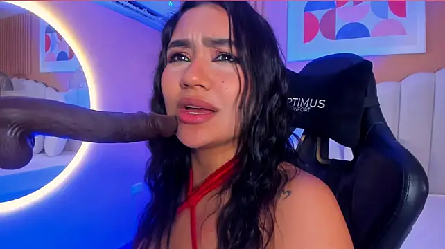 noa_moon live cam on StripChat