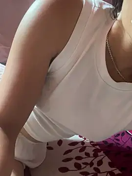 wella-cute live cam on StripChat