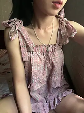 -mayhan11 live cam on StripChat