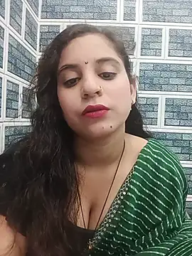 lovely-girl99 live cam on StripChat