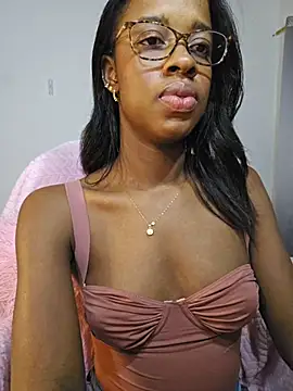 Im_Camila__ live cam on StripChat