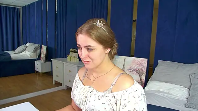 EllaBells live cam on StripChat