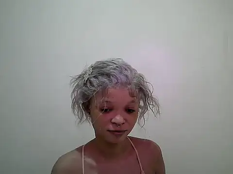 Miss_rihanna live cam on StripChat