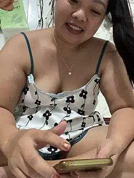 Senkolive live cam on StripChat
