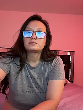Arya_xia live cam on StripChat