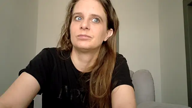 Chantalee live cam on StripChat