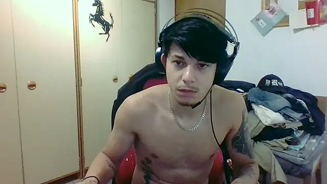 Akillas live cam on StripChat