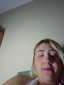 Manuzinha2209 live cam on StripChat