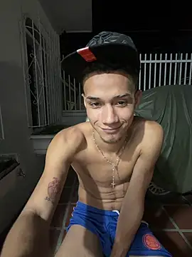 friends_lust_latin live sex cam