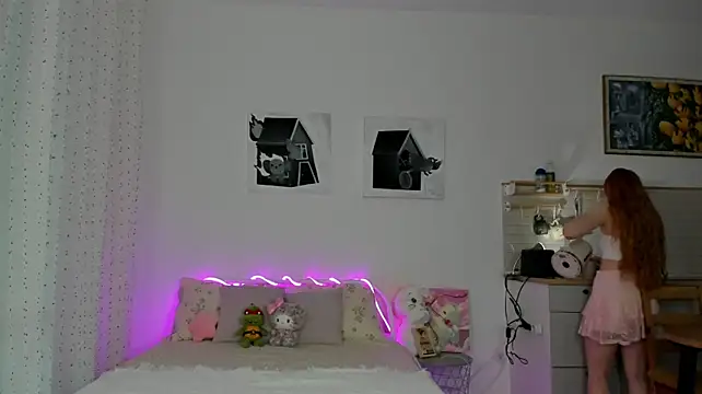 Evie_Tomioka live cam on StripChat