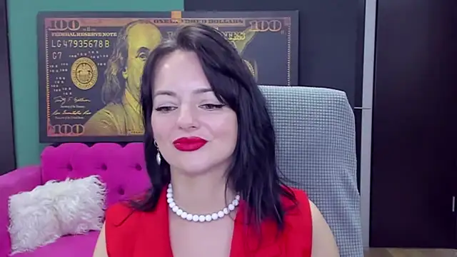 BellaRowan live cam on StripChat