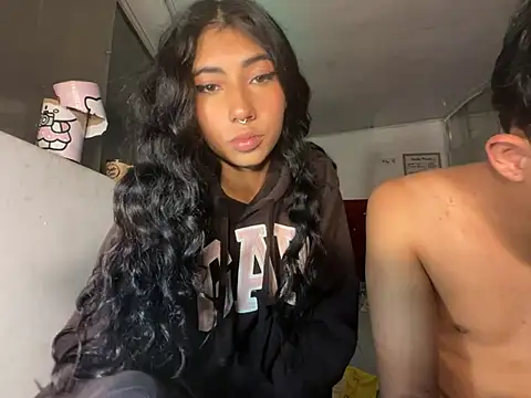 keithandbelzebu live cam on StripChat