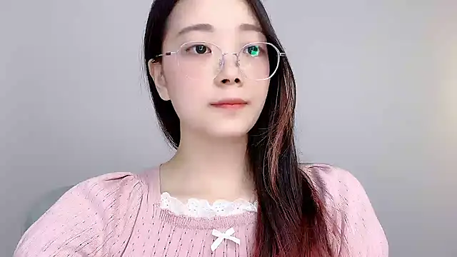vera999- live cam on StripChat