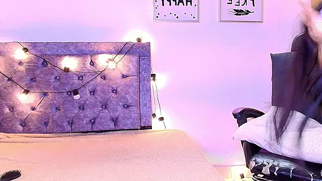 Valentina_Bravo live cam on StripChat