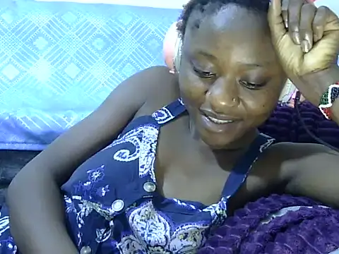 sweet_caci live cam on StripChat