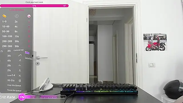 ZackFraser live cam on StripChat