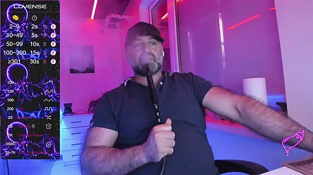 HAIR-MAN live cam on StripChat