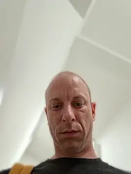 SvenPfeifer1987 live cam on StripChat