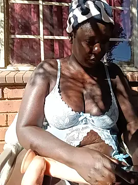 DarkQueen_94 webcam