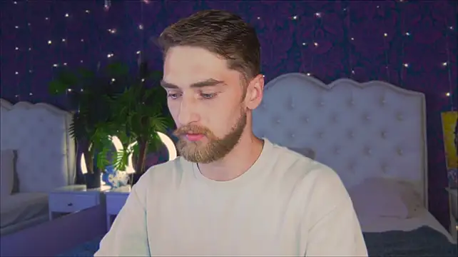 Dexter_Raze live cam on StripChat
