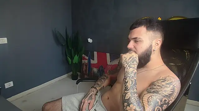 OscarWillss live cam on StripChat