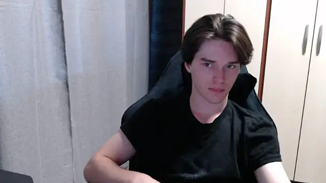 arthur___king live cam on StripChat