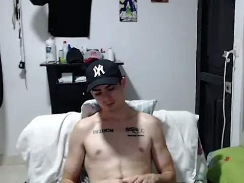 Zac_Efront live cam on StripChat