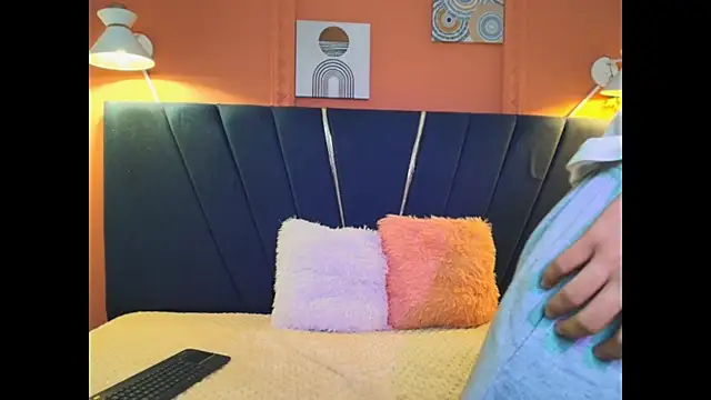 ero_boy24 live cam on StripChat