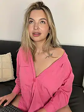 Odett_ live cam on StripChat