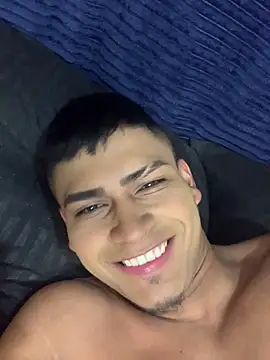 Emiliano_Reyes live sex cam