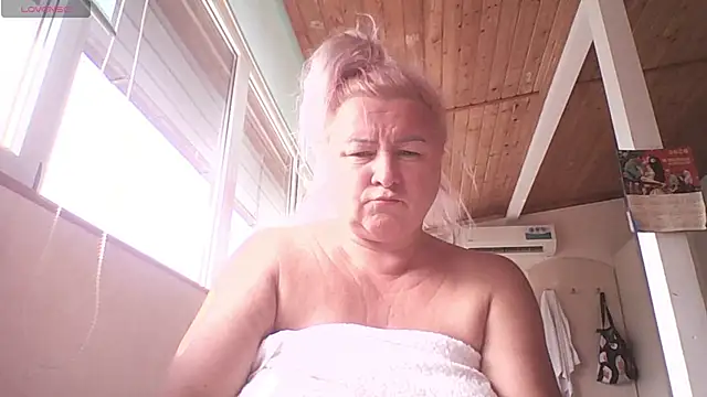 mira_robinsonnn webcam