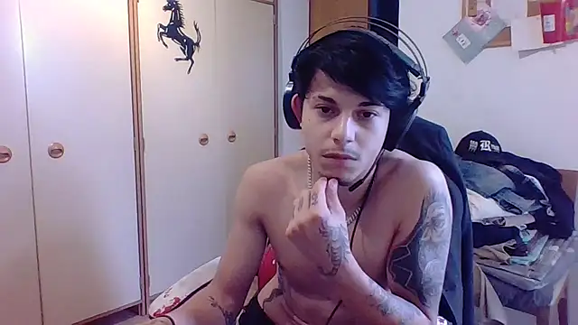 Akillas live cam on StripChat
