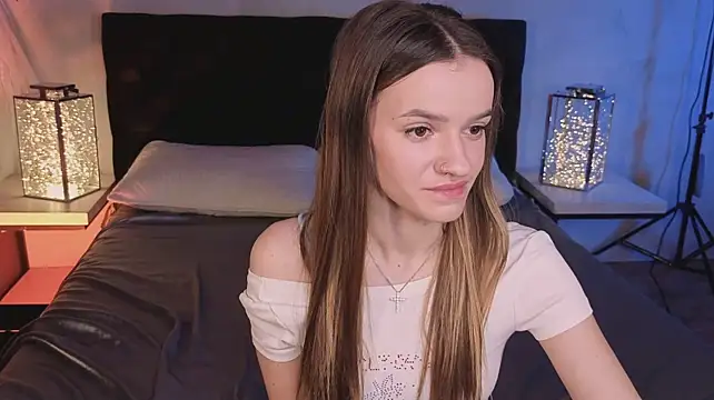 E_l_i_z_e_ live cam on StripChat
