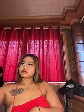 vien_pussy69 live cam on StripChat