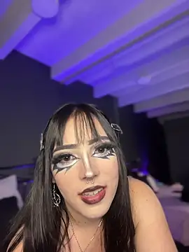 HoneyDemoni webcam