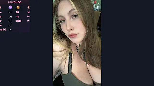 DeannaDorton live cam on StripChat