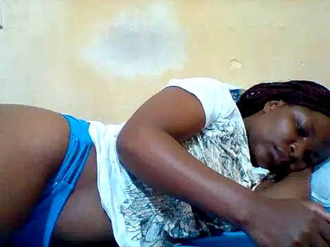 Camilla-Sweets webcam