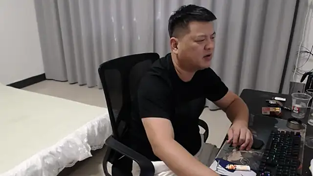 zhang1118 live sex cam