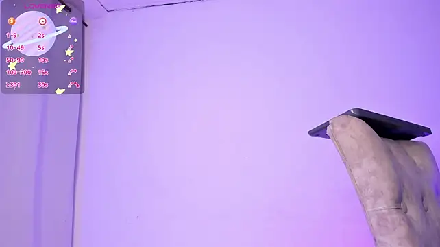Camila_Coxx live cam on StripChat