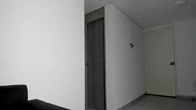 Onion_knight live cam on StripChat