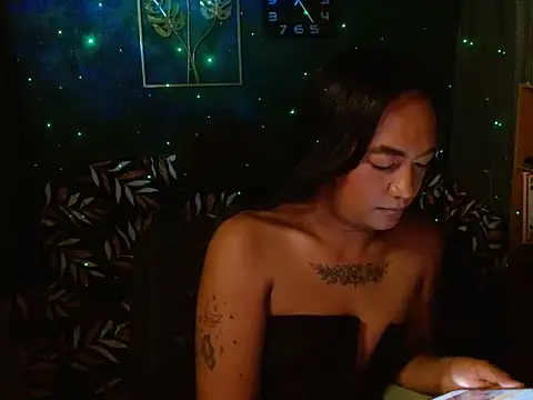 xxxstellastelarxxx live cam on StripChat