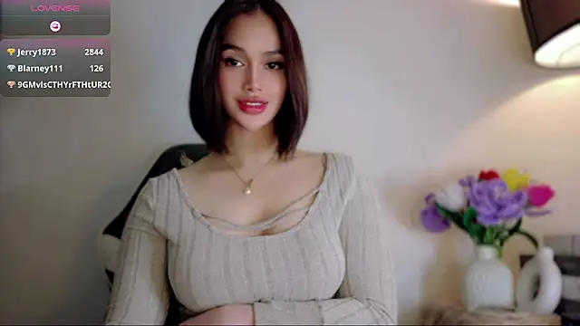 Anna_HollyDoll webcam