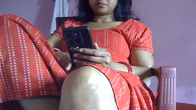 Pooja-suman live cam on StripChat